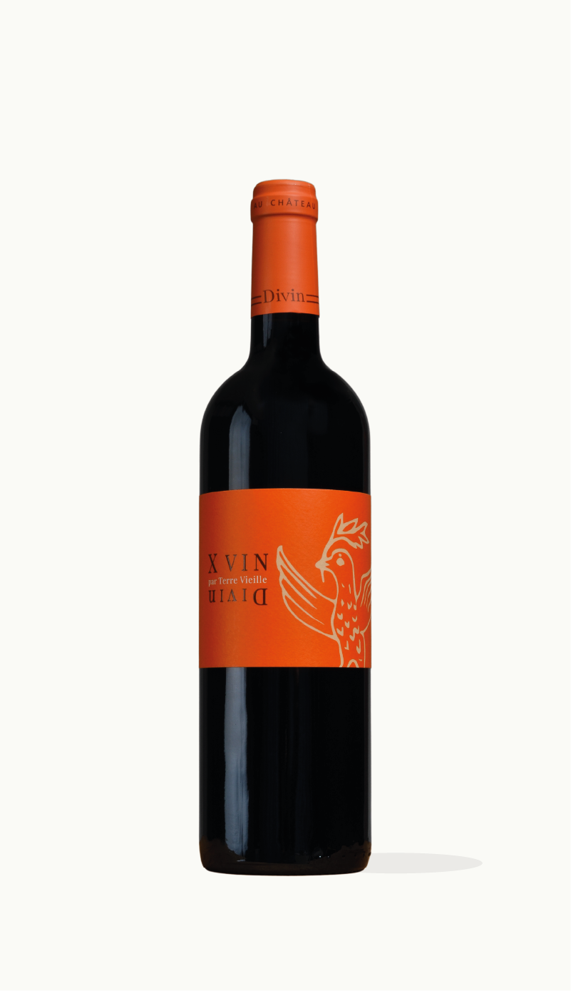 Bouteille de vin rouge Divin IGP Périgord, étiquette orange avec une colombe blanche tenant une branche d’olivier, fruité et souple, sur fond blanc.