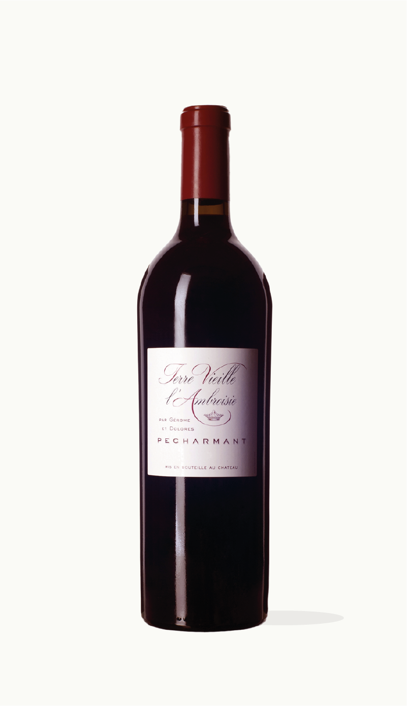 Bouteille de vin rouge Cuvée Ambroisie AOP Pécharmant, grand vin élégant et renommé, sur fond blanc.